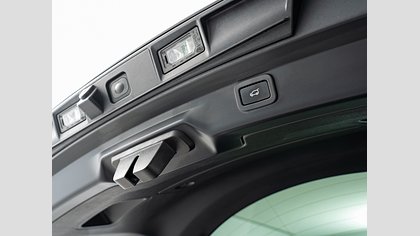 I-Pace 18