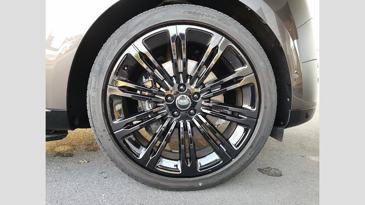 2023 認定中古車 Land Rover Range Rover シャラントグレイ D300 AWD MHEV（AT） スタンダードホイールベース HSE
