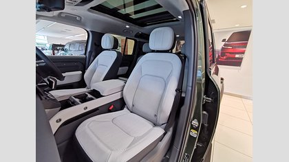 Defender 110 2