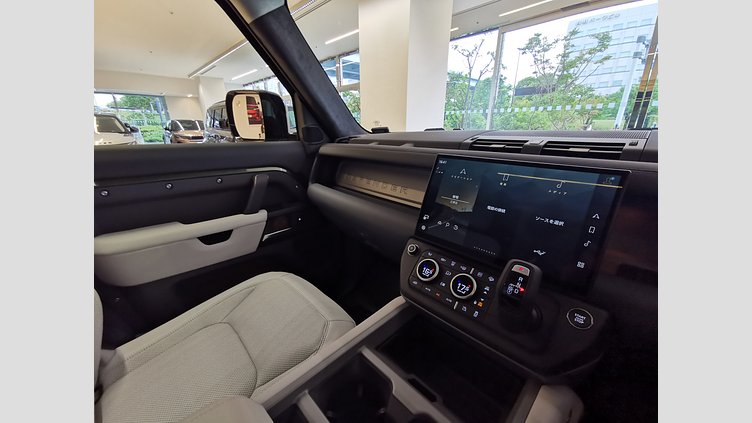 2025 認定中古車 Land Rover Defender 110 Woolstone Green 2.0L AJ200P Hi PHEV XダイナミックHSE　P300e