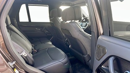 Range Rover 8