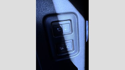 Defender 110 12