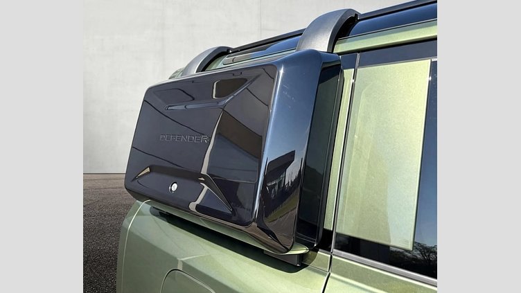 2026 Approved Land Rover Defender 110 Woolstone Green 3.0 i6 turbo diesel, 257 kW, 700 Nm, 0-100 km/h in 6,4 s, top speed up to 209 km/h AWD 3.0D 257KW D350 X-DYNAMIC