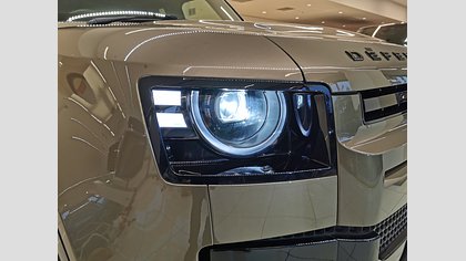 Defender 110 9