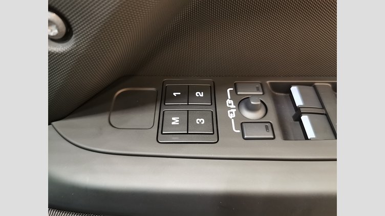 2025 認定中古車 Land Rover Defender 110 ゴンドワナストーン D350 ディーゼルマイルドハイブリッド X-Dynamic HSE