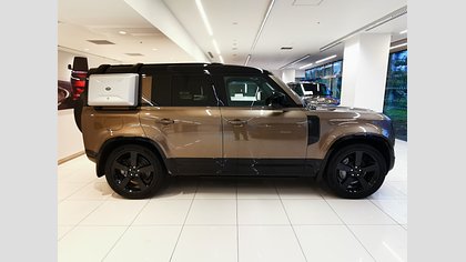 Defender 110 12