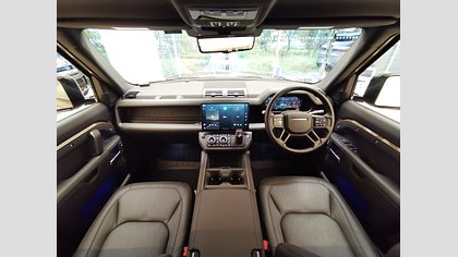 Defender 110 3