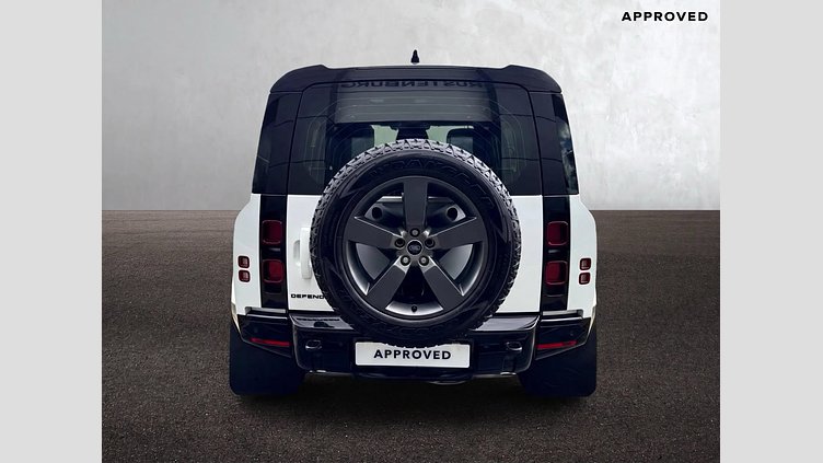 2025 Approved Land Rover Defender 110 Fuji White 3.0 turbo diesel i6, 257 kW and 700 Nm AWD 3.0D 257KW D350 X-DYNAMIC