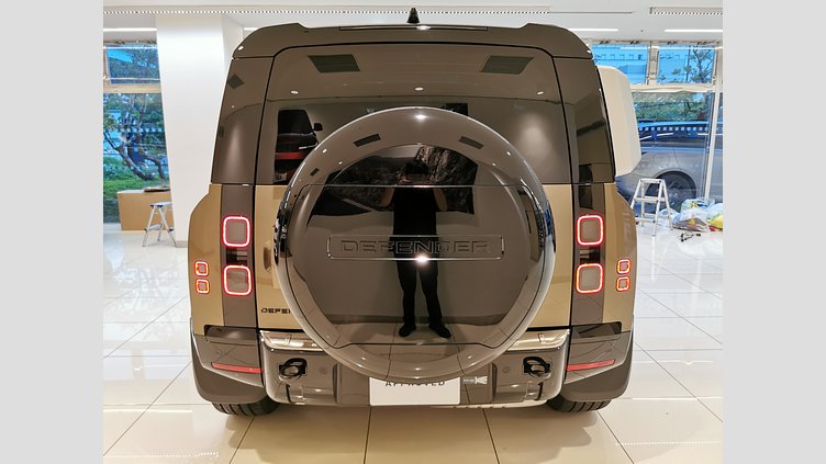 2025 認定中古車 Land Rover Defender 110 ゴンドワナストーン D350 ディーゼルマイルドハイブリッド X-Dynamic HSE