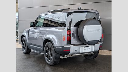 Defender 90 1