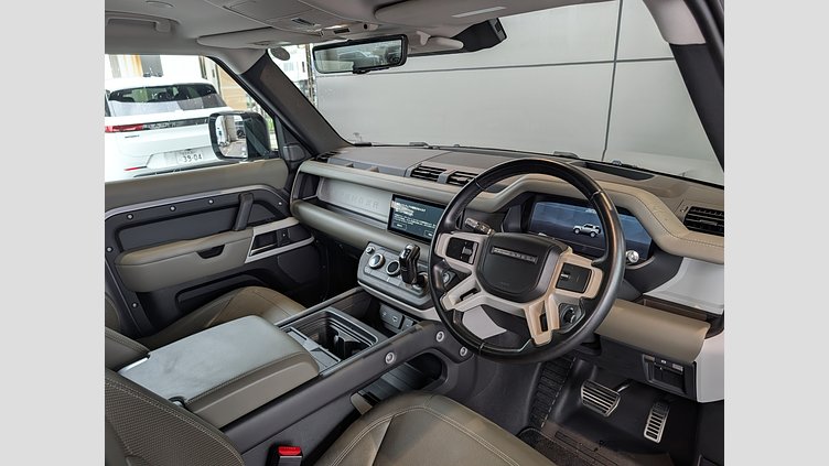 2021 認定中古車 Land Rover Defender 90 Eiger Grey 2.0 litre i4P Petrol HSE