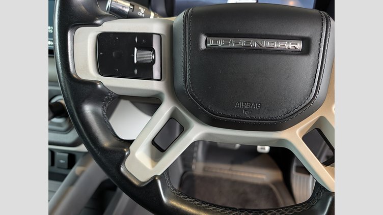 2021 認定中古車 Land Rover Defender 90 Eiger Grey 2.0 litre i4P Petrol HSE