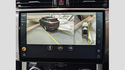 F-Pace 19