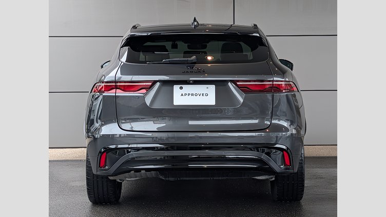 2023 認定中古車 Jaguar F-Pace Carpathian Grey 2.0 litre i4D​ R-Dynamic　SE