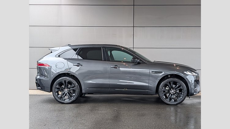 2023 認定中古車 Jaguar F-Pace Carpathian Grey 2.0 litre i4D​ R-Dynamic　SE