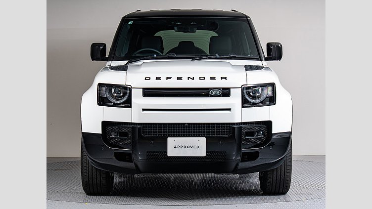 2025 認定中古車 Land Rover Defender 110 フジホワイト D350 ディーゼルマイルドハイブリッド X-Dynamic SE