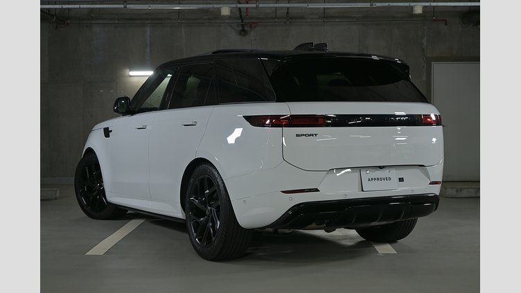 2025 認定中古車 Land Rover Range Rover Sport フジホワイト D300マイルドハイブリッド スタンダードホイールベース Dynamic HSE