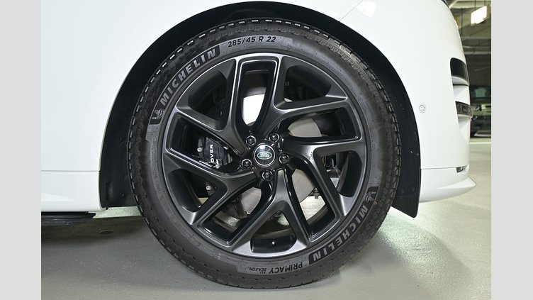 2025 認定中古車 Land Rover Range Rover Sport フジホワイト D300マイルドハイブリッド スタンダードホイールベース Dynamic HSE