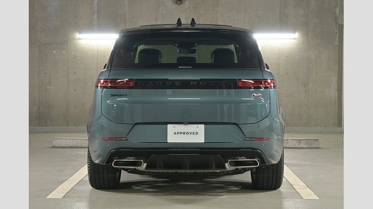 2023 認定中古車 Land Rover Range Rover Sport ジオラグリーン 3.0リッター6気筒400PSターボチャージドガソリンMHEV（オートマチック） FIRST EDITION