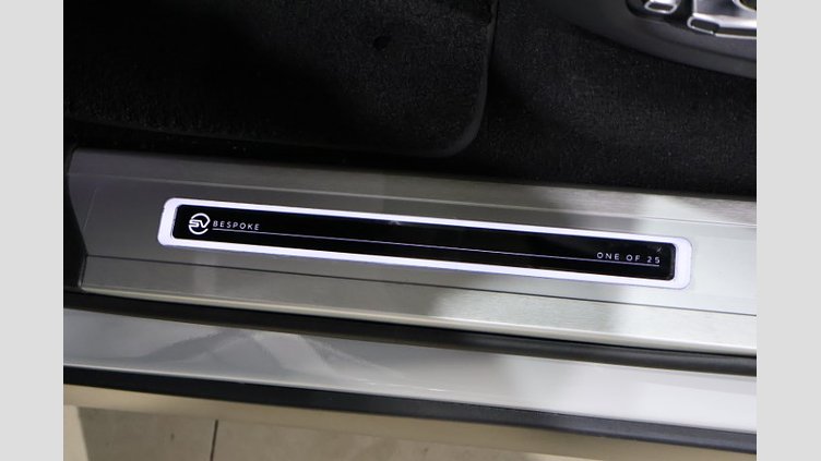 2021 認定中古車 Land Rover Range Rover Sport フジホワイト 5.0L V8スーパーチャージドガソリン 575PS SVR