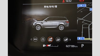 Range Rover Sport 44