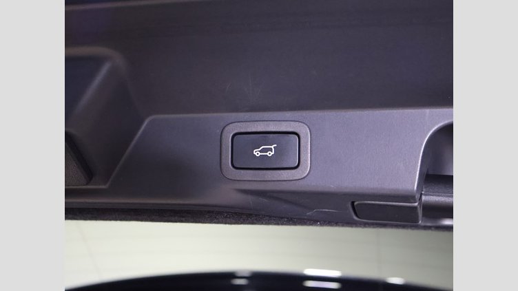 2021 認定中古車 Land Rover Range Rover Sport フジホワイト 5.0L V8スーパーチャージドガソリン 575PS SVR