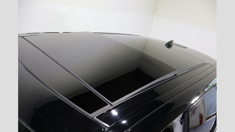 2021 認定中古車 Land Rover Range Rover Sport フジホワイト 5.0L V8スーパーチャージドガソリン 575PS SVR