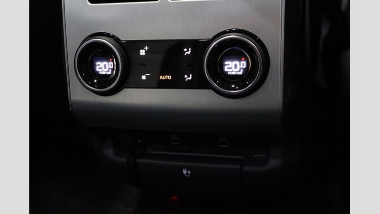 2021 認定中古車 Land Rover Range Rover Sport フジホワイト 5.0L V8スーパーチャージドガソリン 575PS SVR