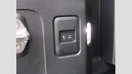 Defender 110 7