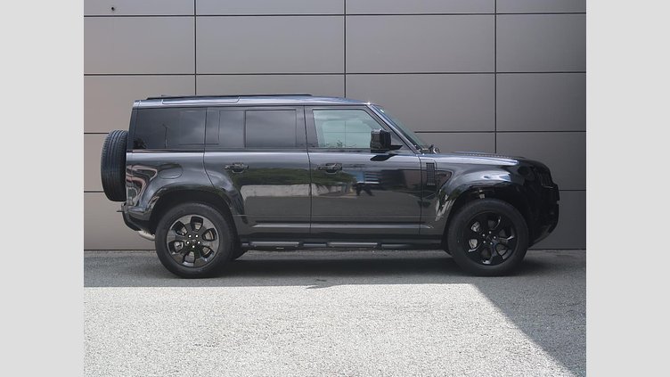 2025 認定中古車 Land Rover Defender 110 Santorini Black 3.0 litre i6D​ １１０Ｘ－ダイナミックＨＳＥ Ｄ３５０