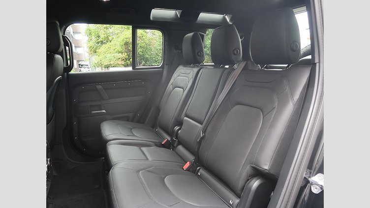 2025 認定中古車 Land Rover Defender 110 Santorini Black 3.0 litre i6D​ １１０Ｘ－ダイナミックＨＳＥ Ｄ３５０