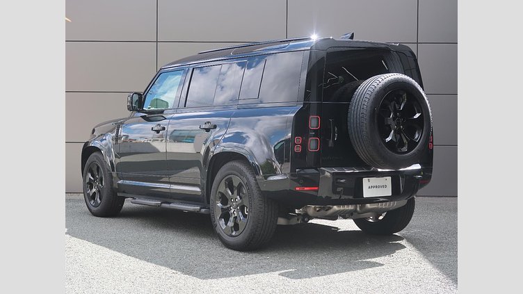 2025 認定中古車 Land Rover Defender 110 Santorini Black 3.0 litre i6D​ １１０Ｘ－ダイナミックＨＳＥ Ｄ３５０