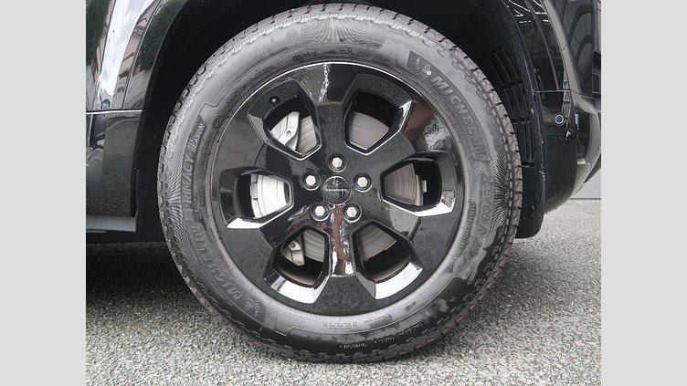 2025 認定中古車 Land Rover Defender 110 Santorini Black 3.0 litre i6D​ １１０Ｘ－ダイナミックＨＳＥ Ｄ３５０