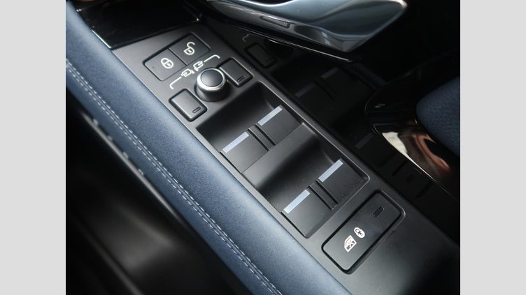 2019 認定中古車 Land Rover Range Rover Evoque ユーロンホワイト D180 S