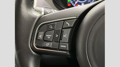 E-Pace 47