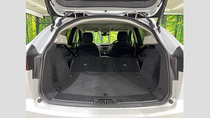 E-Pace 16