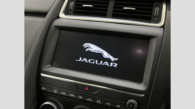 2018 認定中古車 Jaguar E-Pace フジ ホワイト D180 オートマチック全輪駆動 S