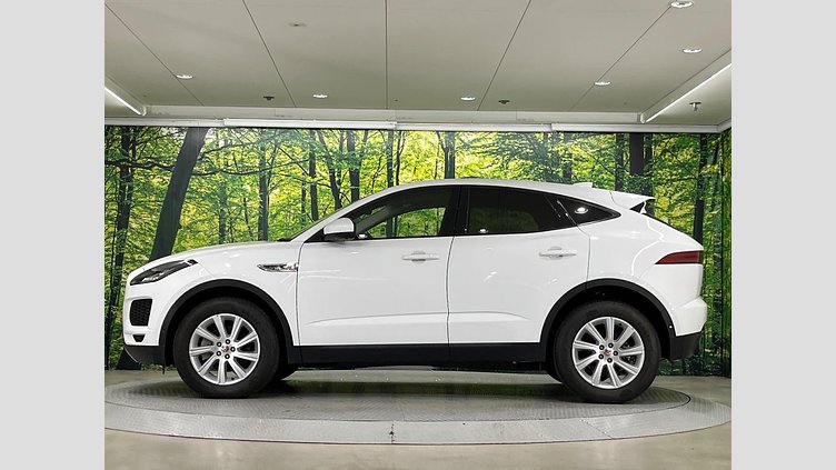2018 認定中古車 Jaguar E-Pace フジ ホワイト D180 オートマチック全輪駆動 S