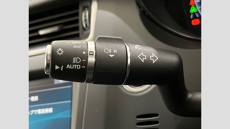 2018 認定中古車 Jaguar E-Pace フジ ホワイト D180 オートマチック全輪駆動 S