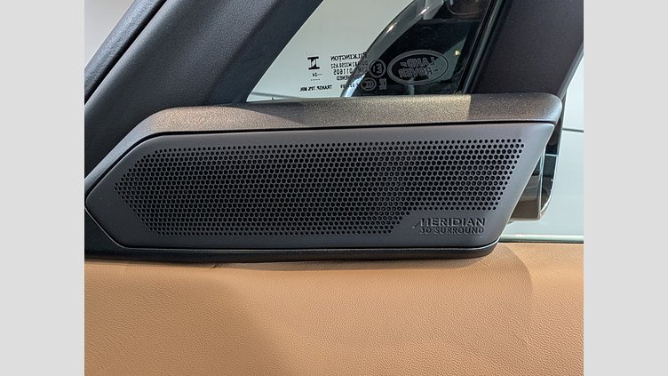2024 認定中古車 Land Rover Range Rover Sport オストゥーニパールホワイト P550eプラグインハイブリッド（ガソリン） スタンダードホイールベース Autobiography