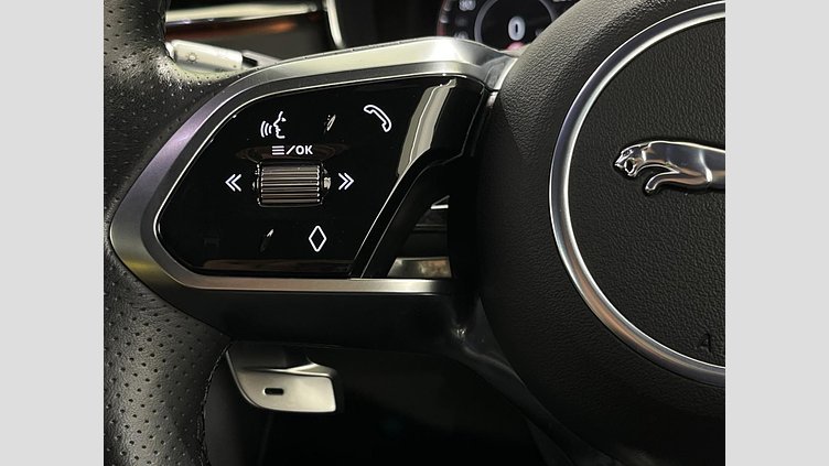 2022 認定中古車 Jaguar F-Pace アイガーグレイ P250 AWD（オートマチック） R-DYNAMIC SE