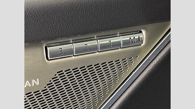 2022 認定中古車 Jaguar F-Pace アイガーグレイ P250 AWD（オートマチック） R-DYNAMIC SE