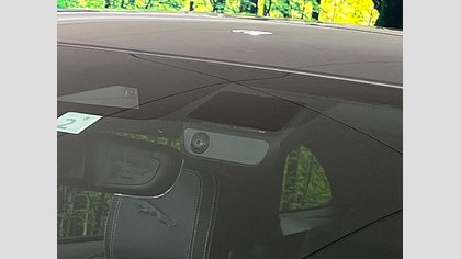 F-Pace 58