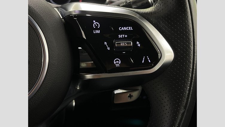 2022 認定中古車 Jaguar F-Pace アイガーグレイ P250 AWD（オートマチック） R-DYNAMIC SE
