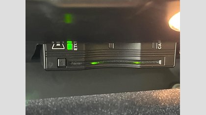 F-Pace 21