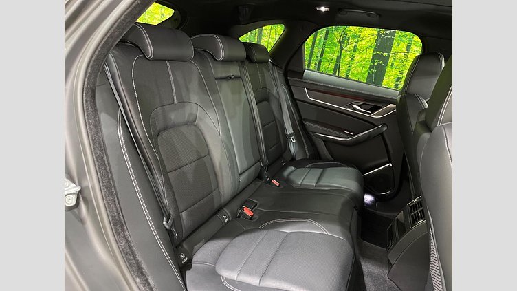 2022 認定中古車 Jaguar F-Pace アイガーグレイ P250 AWD（オートマチック） R-DYNAMIC SE