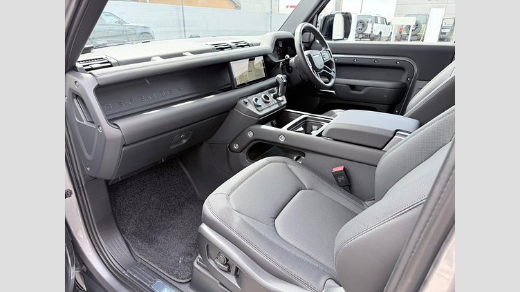 2023 認定中古車 Land Rover Defender 90 アイガーグレイ D300 AWD（AT） X-DYNAMIC SE