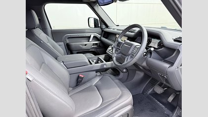 Defender 90 16