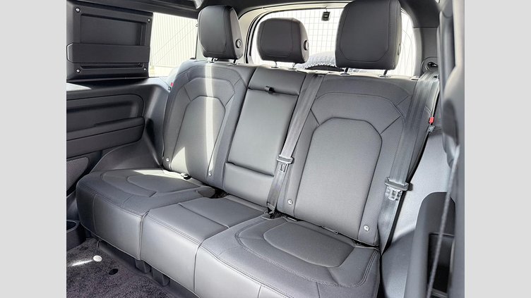 2023 認定中古車 Land Rover Defender 90 アイガーグレイ D300 AWD（AT） X-DYNAMIC SE