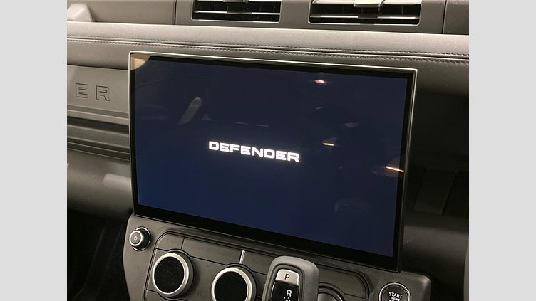 2025 認定中古車 Land Rover Defender 110 サントリーニブラック D350 ディーゼルマイルドハイブリッド S